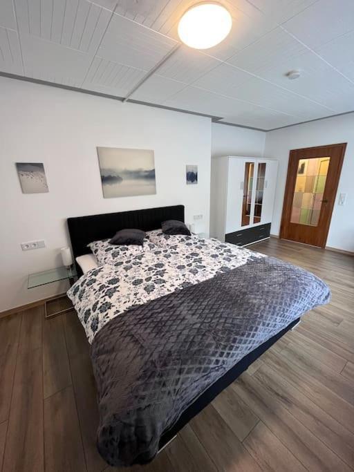 Modern Und Rustikal Mit Kamin Ferienwohnung Kohlert Bad Berleburg Ngoại thất bức ảnh